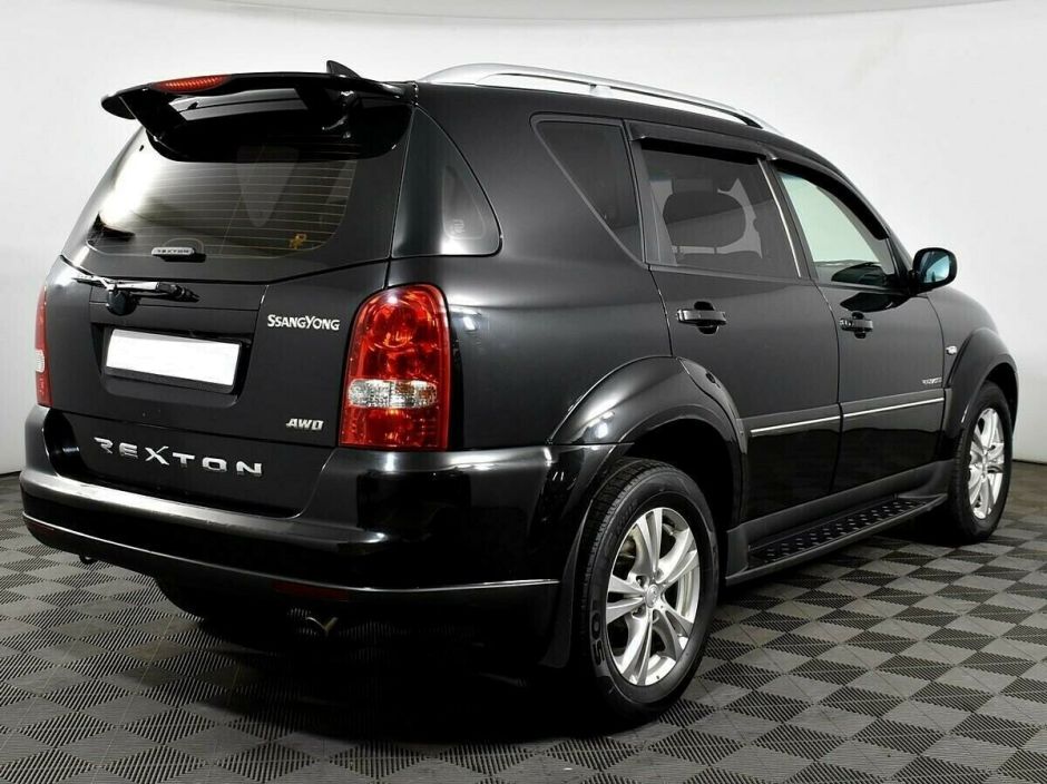 SsangYong Rexton, 2.7 л, АТ, 2011 фото 6