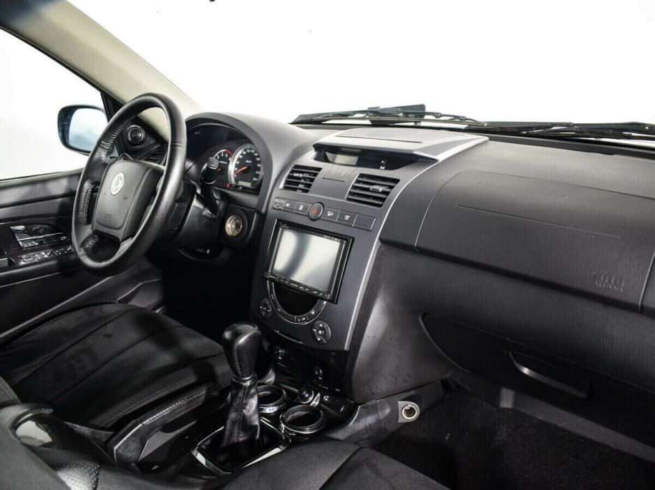 SsangYong Rexton, 2.7 л, МТ, 2012 фото 2