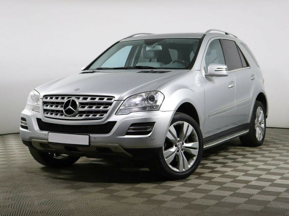 Mercedes-Benz M-Класс ML 350 4MATIC, 3.0 л, АТ, 2011 фото 3