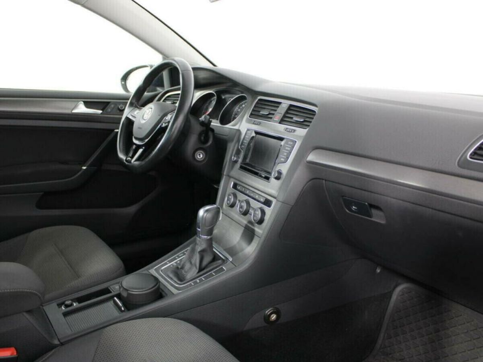 Volkswagen Golf, 1.2 л, Робот, 2013 фото 2