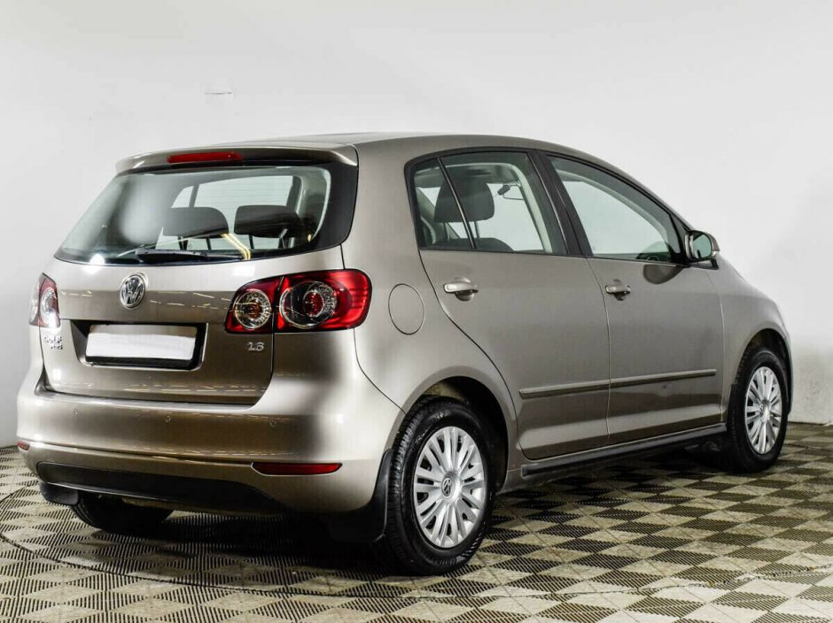 Volkswagen Golf Plus, 1.6 л, МТ, 2011 фото 5