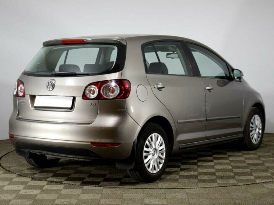 Volkswagen Golf Plus, 1.6 л, Робот, 2010 фото 5