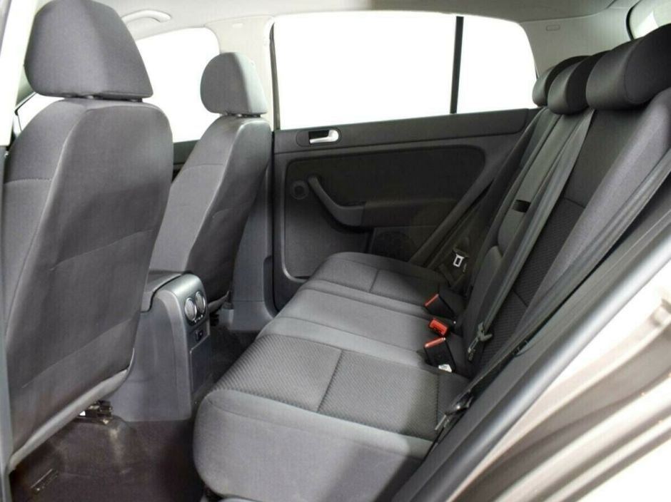 Volkswagen Golf Plus, 1.6 л, Робот, 2010 фото 1