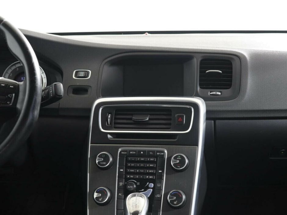 Volvo S60, 1.6 л, Робот, 2012 фото 1