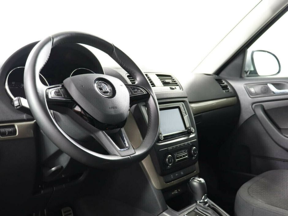 Skoda Yeti, 1.8 л, Робот, 2014 фото 2