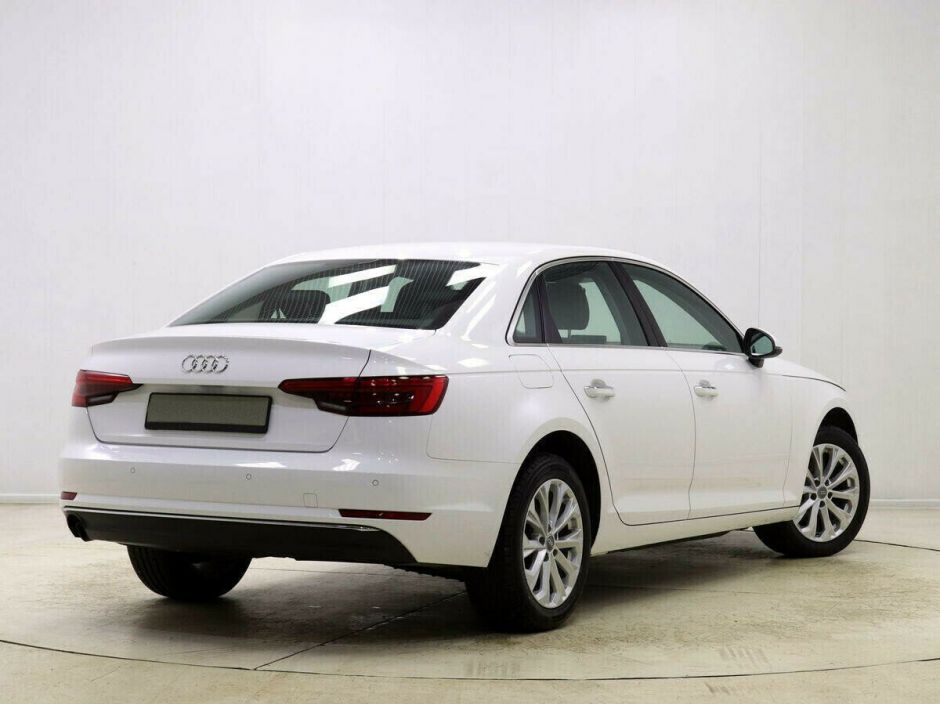 Audi A4, 1.4 л, Робот, 2017 фото 5