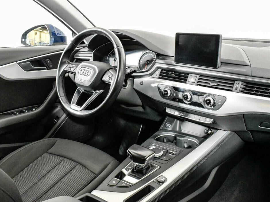 Audi A4, 1.4 л, Робот, 2016 фото 1