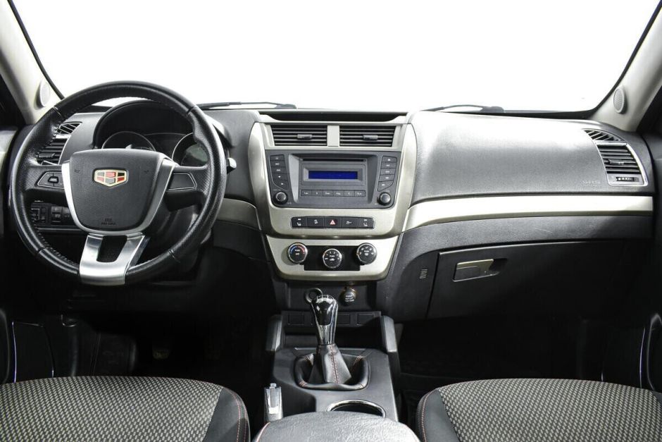 Geely Emgrand X7, 1.8 л, МТ, 2016 фото 8