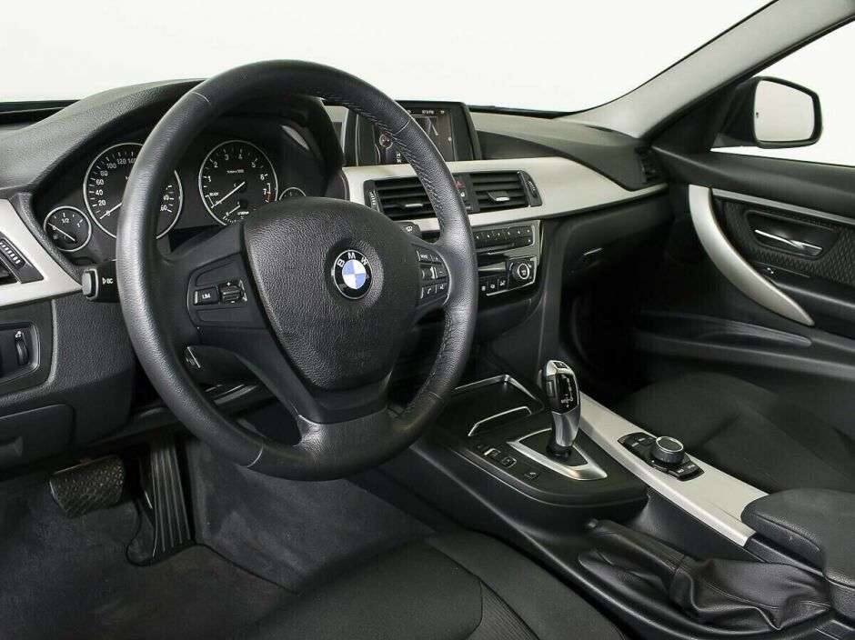 BMW 3 серии, 2.0 л, АТ, 2018 фото 8