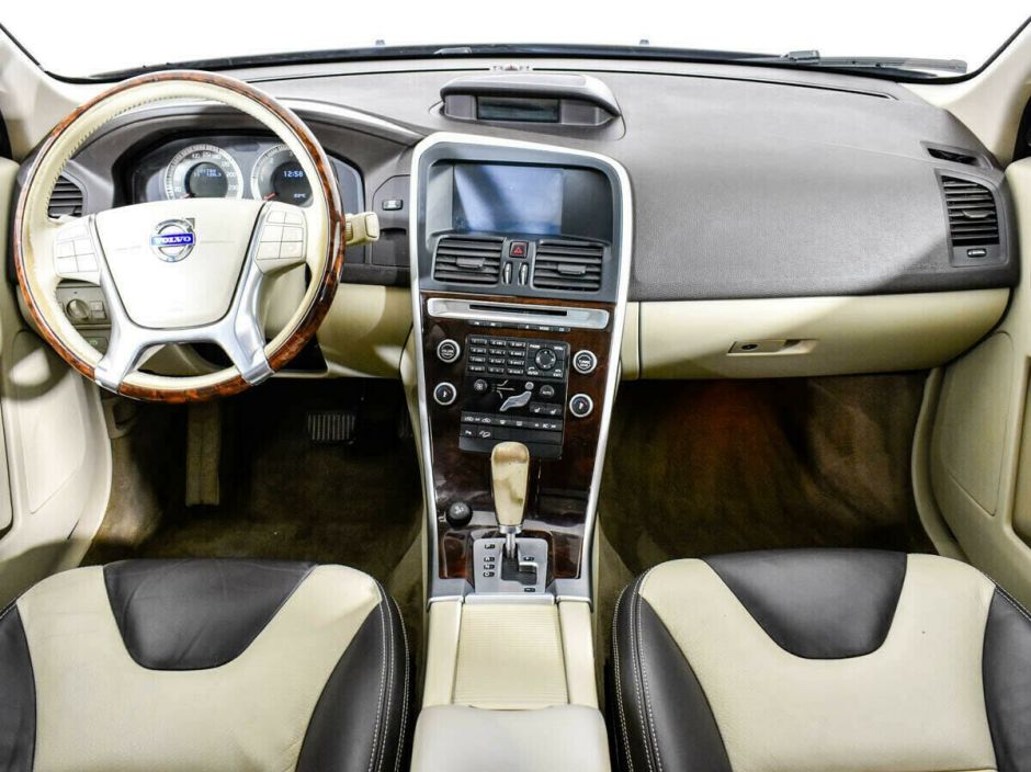 Volvo XC60, 2.4 л, АТ, 2011 фото 5