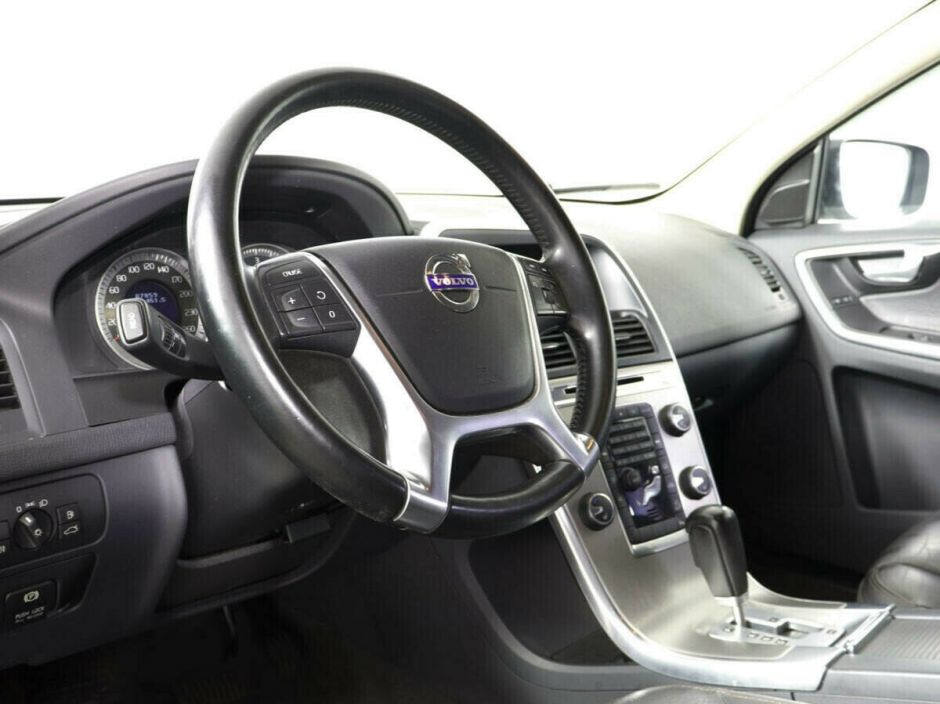 Volvo XC60, 2.4 л, АТ, 2011 фото 7