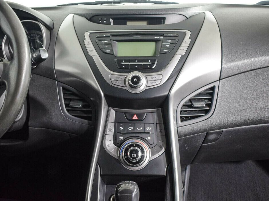 Hyundai Elantra, 1.6 л, МТ, 2014 фото 1