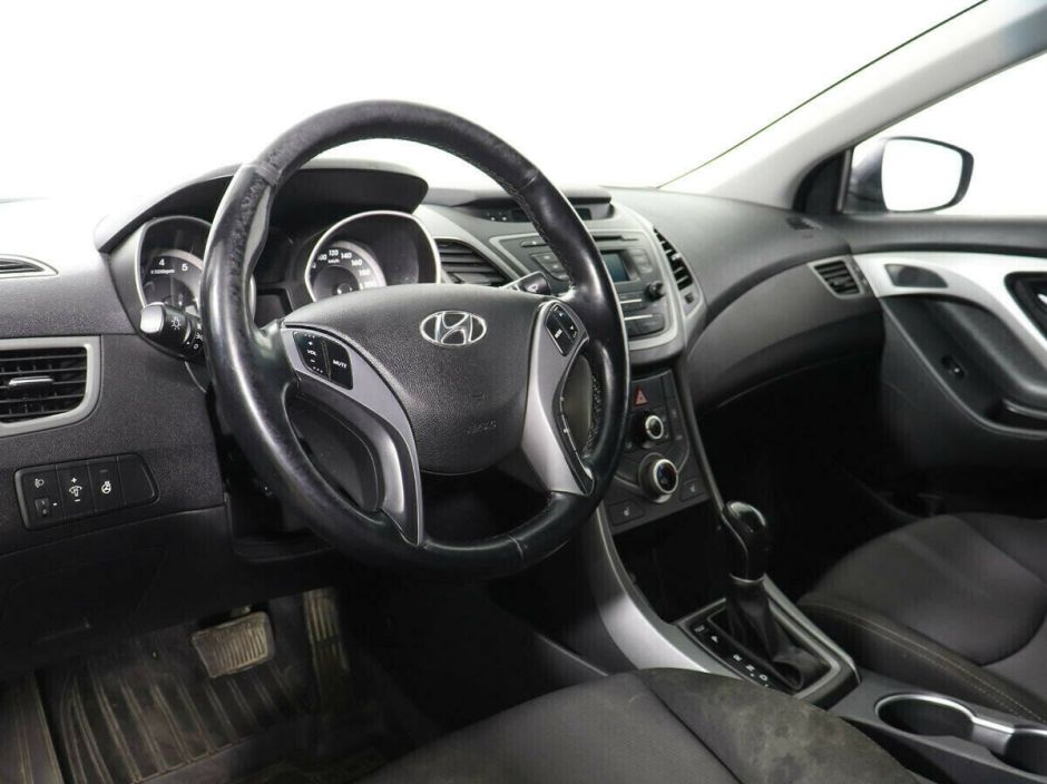 Hyundai Elantra, 1.6 л, АТ, 2015 фото 7