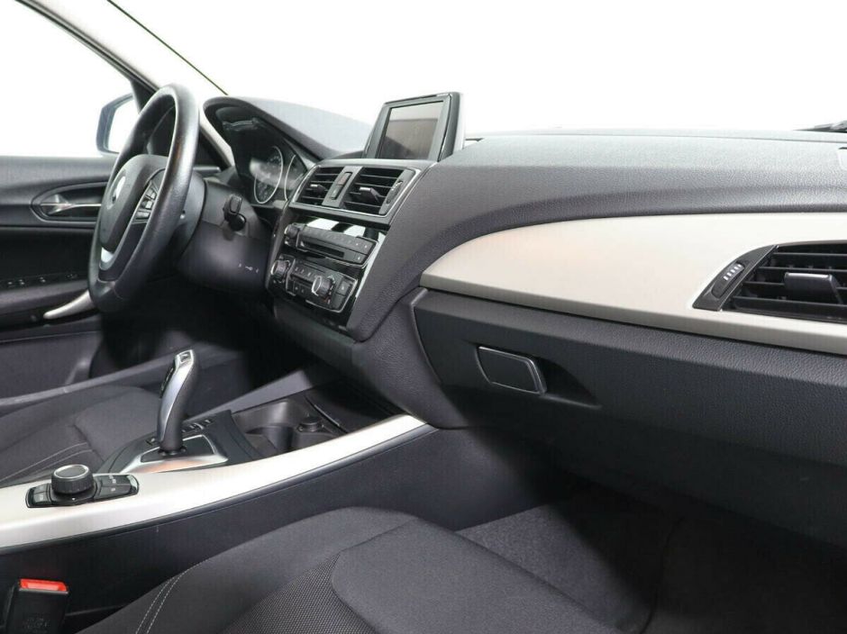 BMW 1 серии, 1.6 л, АТ, 2015 фото 1