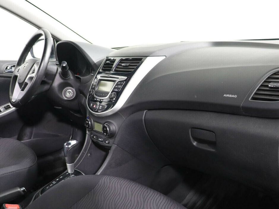 Hyundai Solaris, 1.6 л, АТ, 2013 фото 8