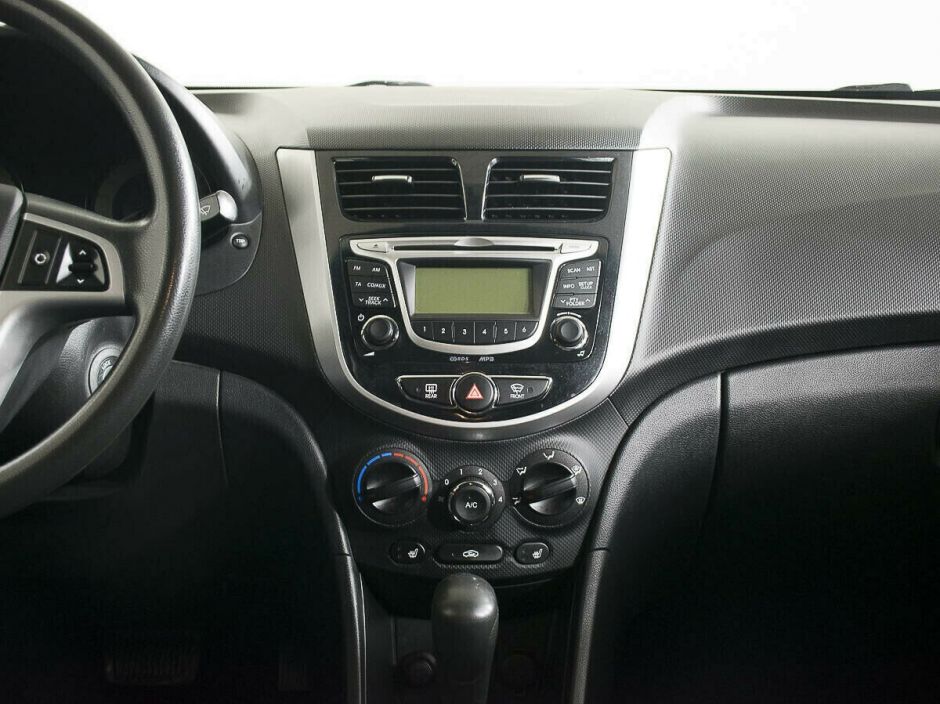 Hyundai Solaris, 1.6 л, АТ, 2013 фото 9