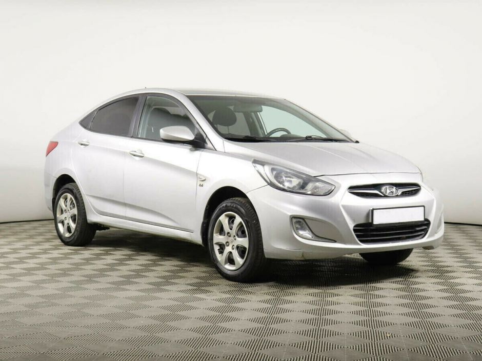 Hyundai Solaris, 1.6 л, МТ, 2014 фото 4