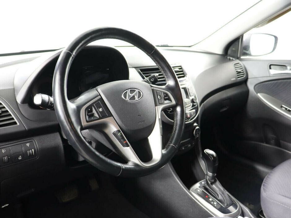 Hyundai Solaris, 1.6 л, АТ, 2015 фото 7