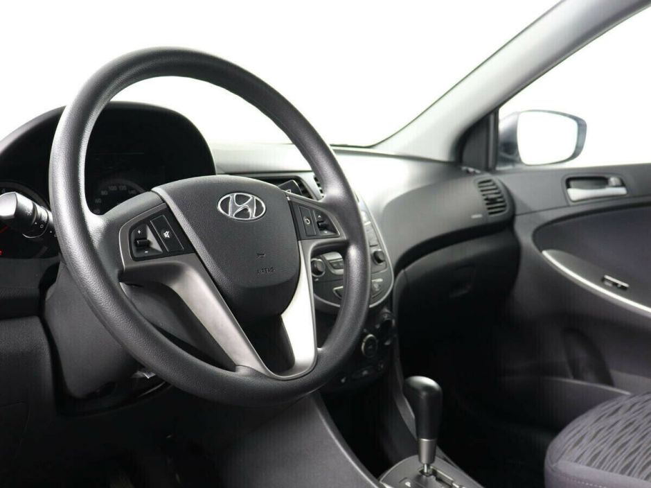 Hyundai Solaris, 1.4 л, АТ, 2014 фото 2