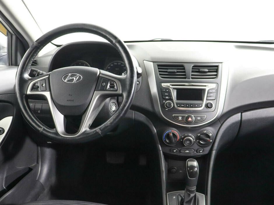 Hyundai Solaris, 1.6 л, АТ, 2016 фото 9