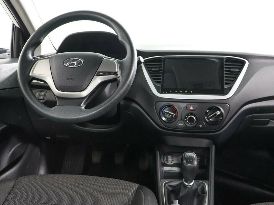 Hyundai Solaris, 1.6 л, МТ, 2018 фото 7