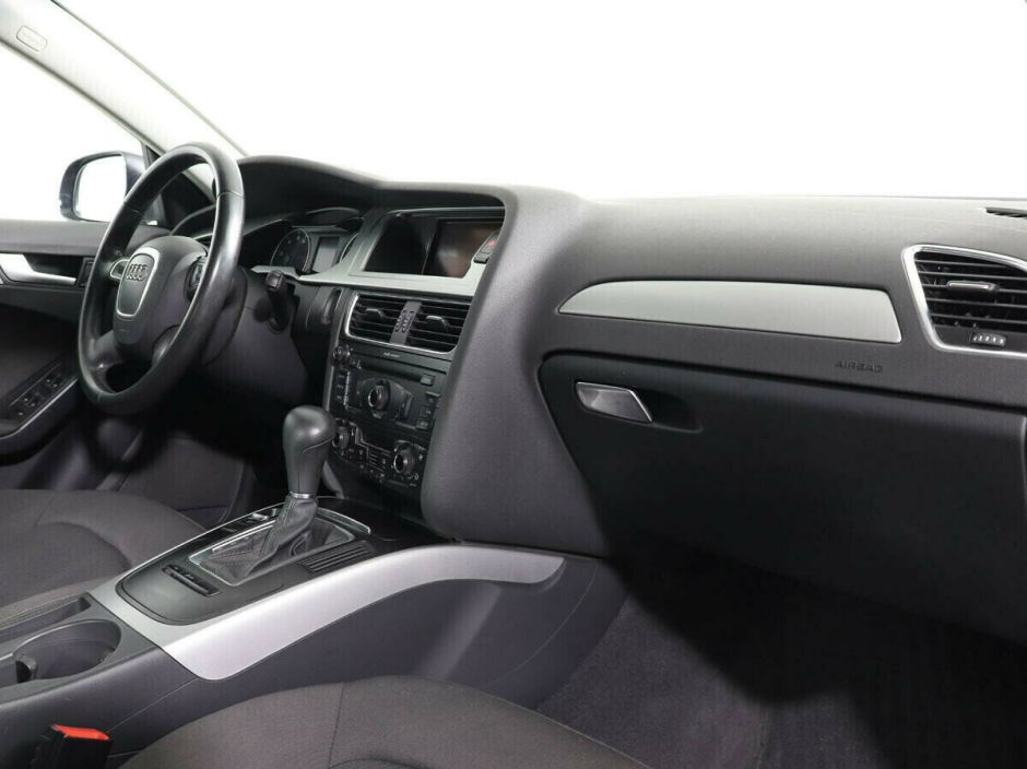 Audi A4, 1.8 л, Вариатор, 2011 фото 7