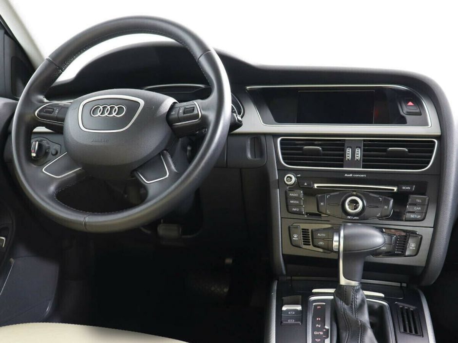 Audi A4, 1.8 л, Вариатор, 2014 фото 2
