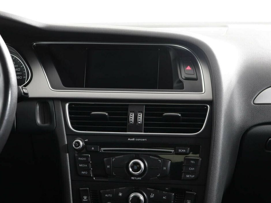 Audi A4, 1.8 л, МТ, 2013 фото 9
