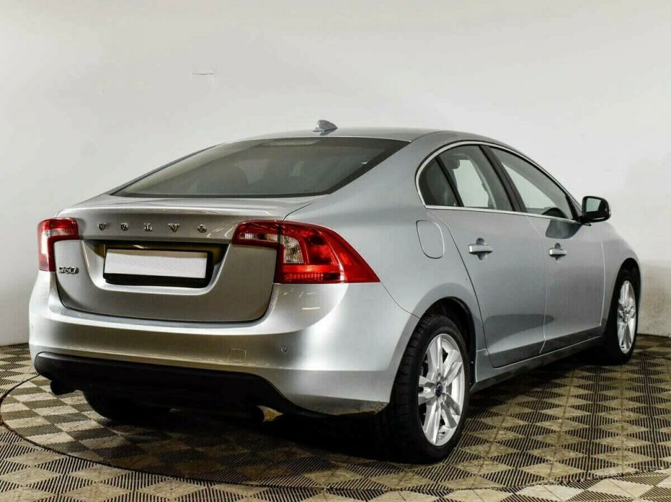 Volvo S60, 1.6 л, Робот, 2013 фото 4
