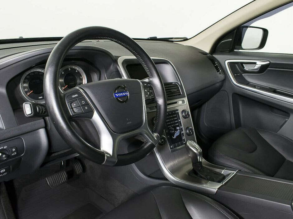 Volvo XC60, 2.4 л, АТ, 2012 фото 7