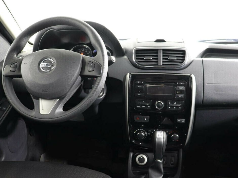 Nissan Terrano, 2.0 л, АТ, 2018 фото 2