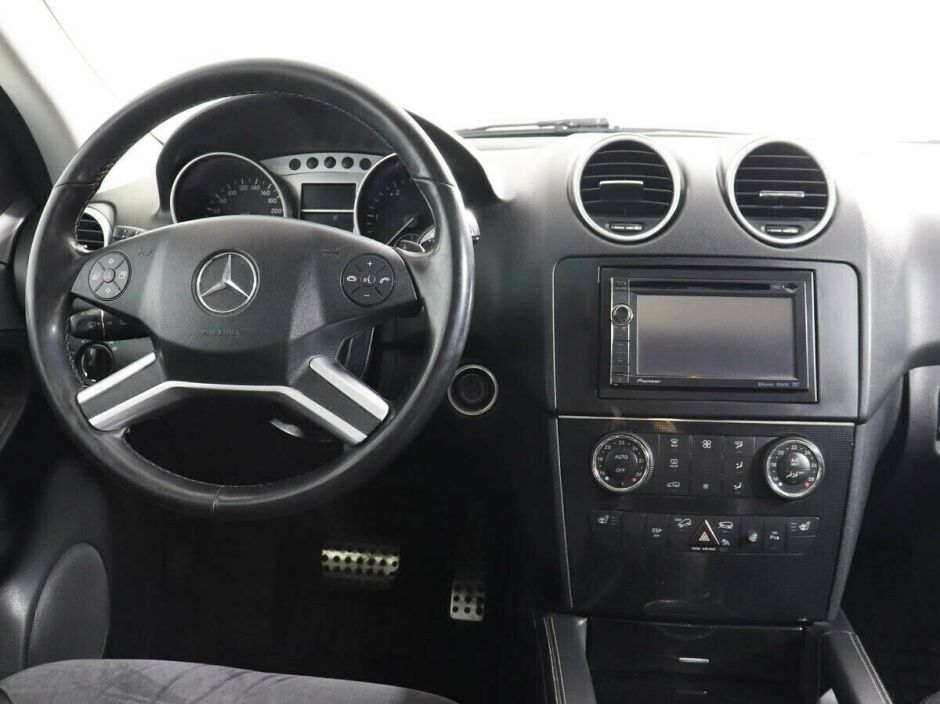 Mercedes-Benz M-Класс, 3.0 л, АТ, 2010 фото 1