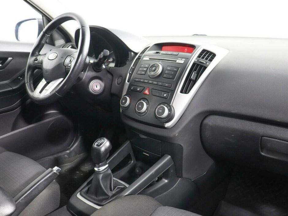 Kia Ceed, 1.6 л, МТ, 2010 фото 2