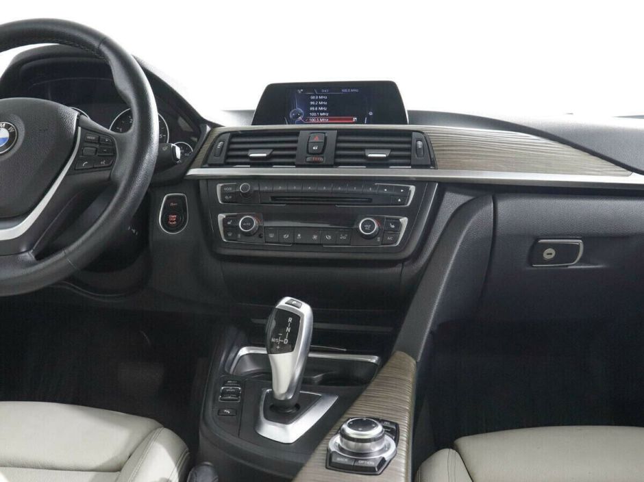 BMW 3 серии, 2.0 л, АТ, 2014 фото 9