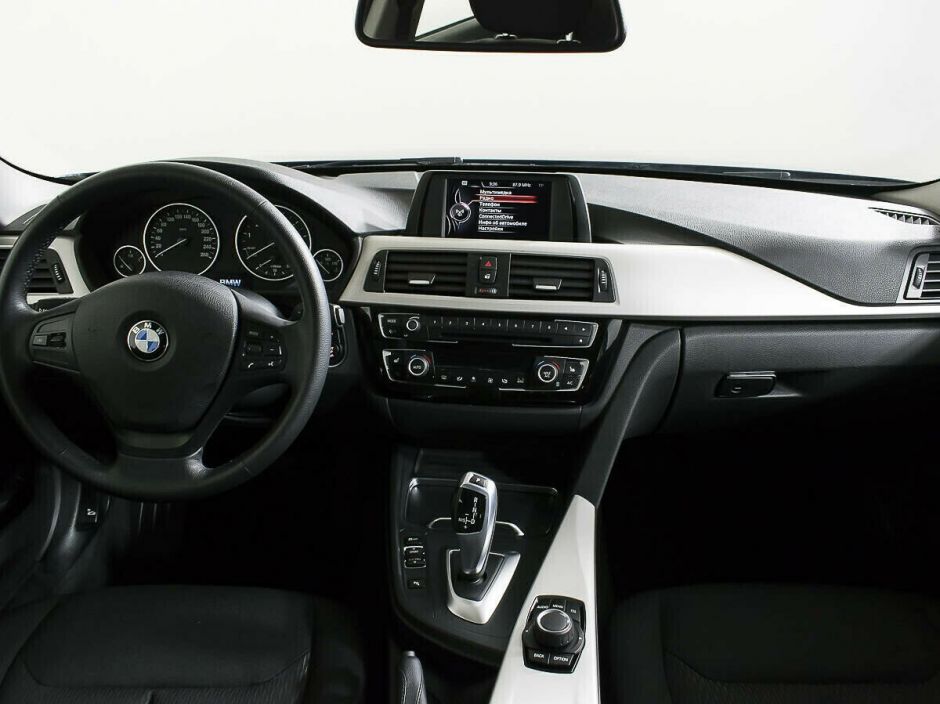 BMW 3 серии, 1.5 л, АТ, 2016 фото 11