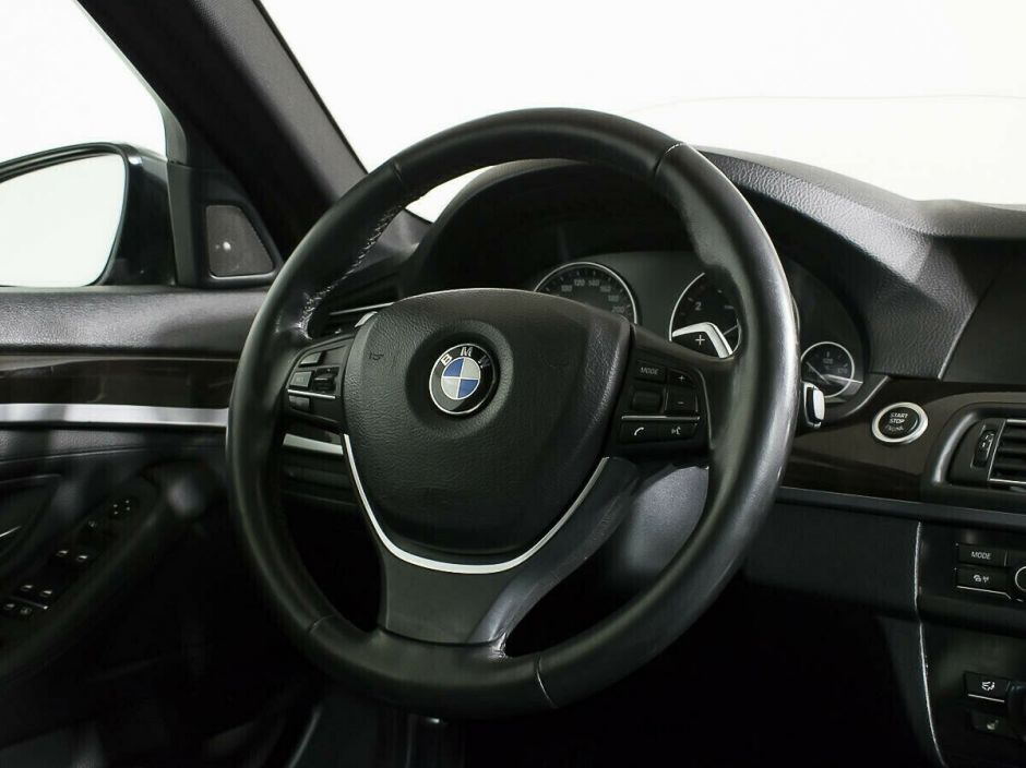 BMW 5 серии, 3.0 л, АТ, 2010 фото 9