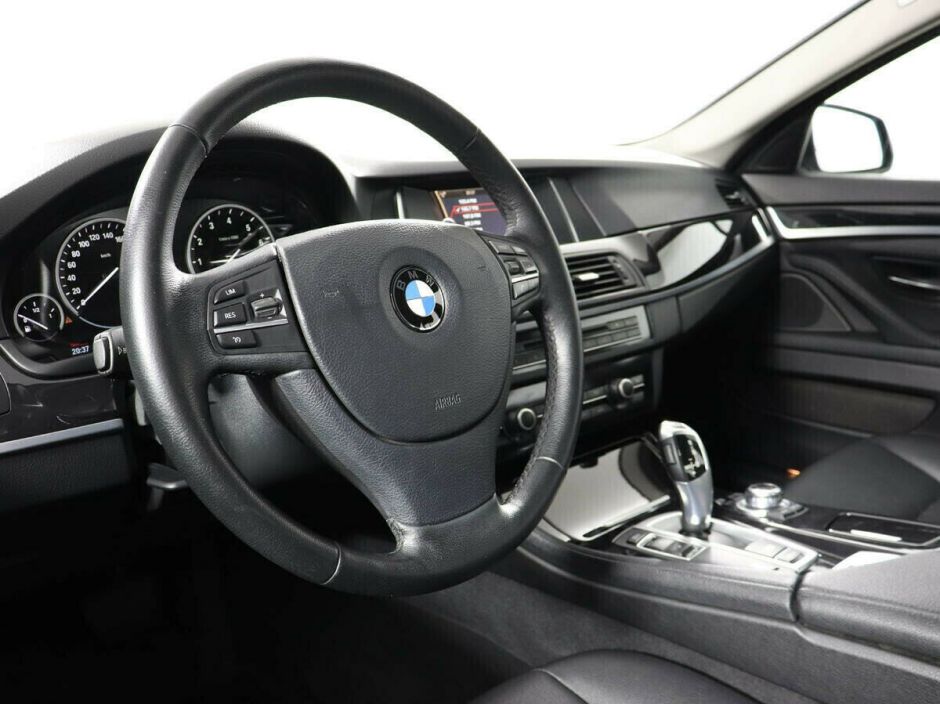 BMW 5 серии, 2.0 л, АТ, 2015 фото 9