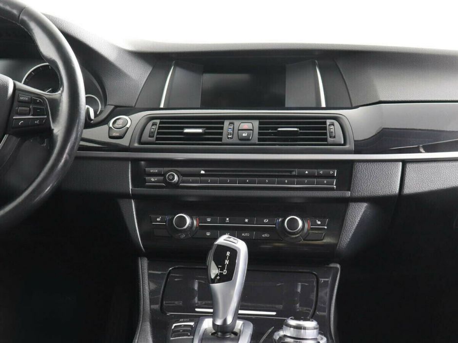 BMW 5 серии, 2.0 л, АТ, 2015 фото 8