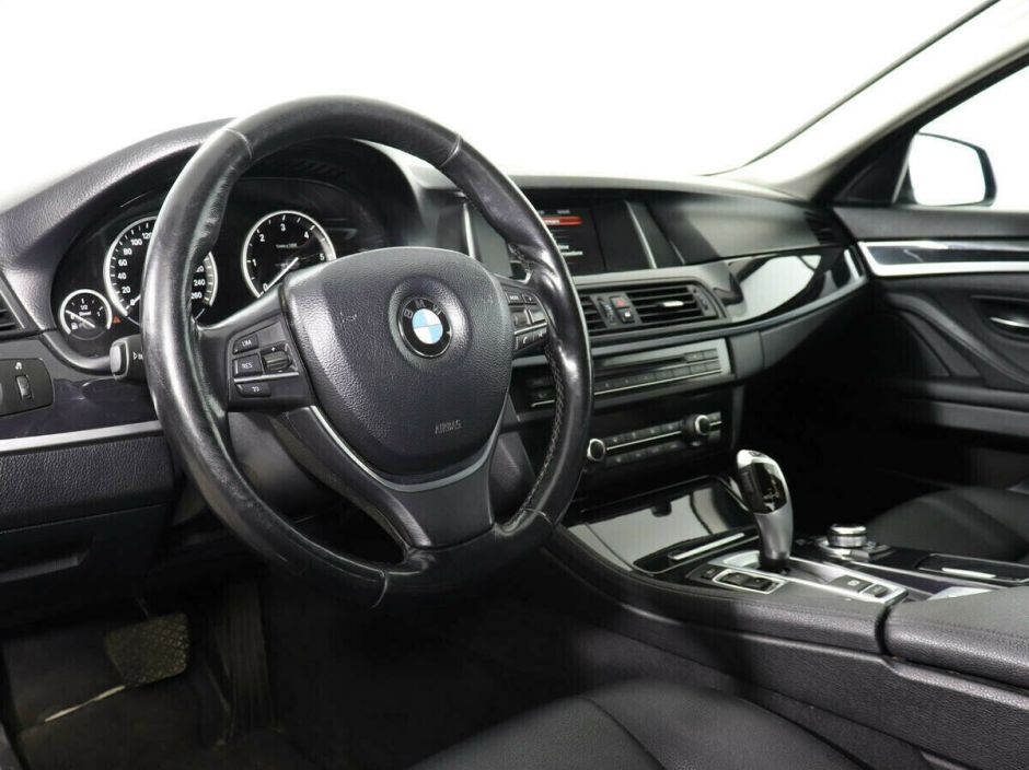 BMW 5 серии, 2.0 л, АТ, 2016 фото 7