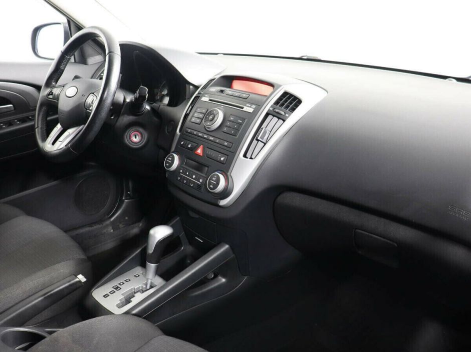 Kia Ceed, 1.6 л, АТ, 2010 фото 1