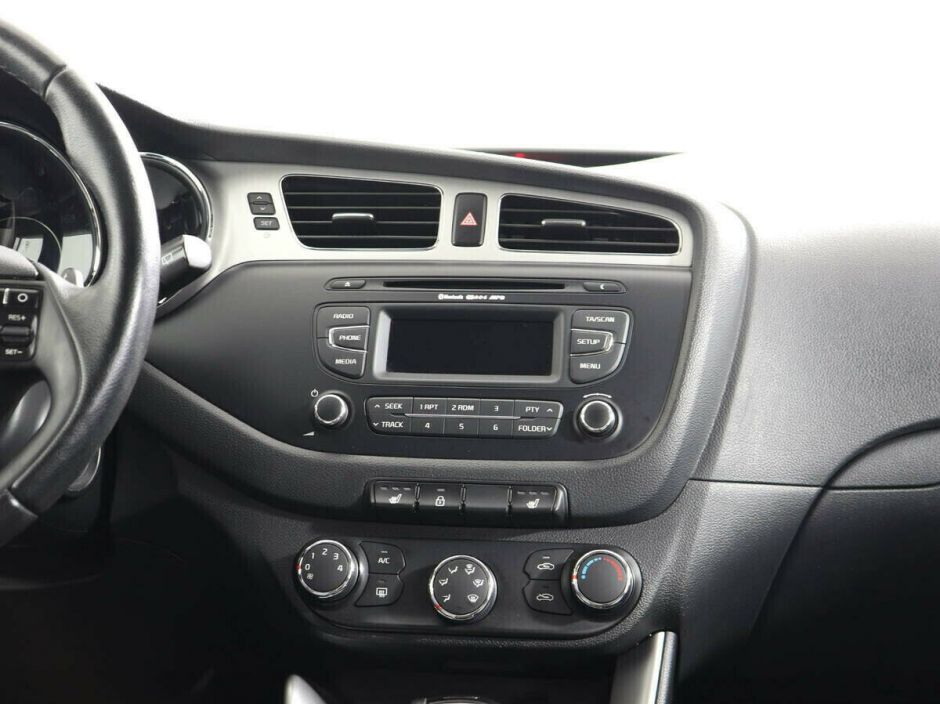 Kia Ceed, 1.6 л, АТ, 2013 фото 2
