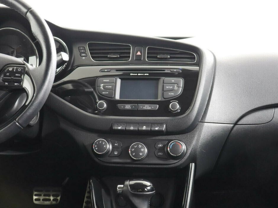 Kia Ceed, 1.6 л, АТ, 2014 фото 1