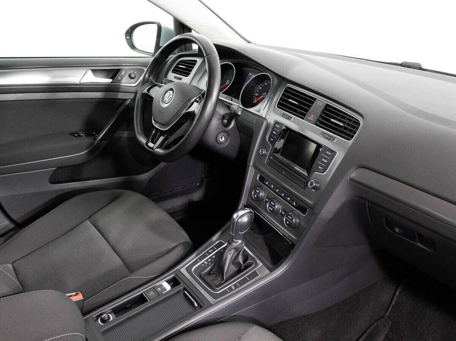 Volkswagen Golf, 1.2 л, Робот, 2013 фото 2