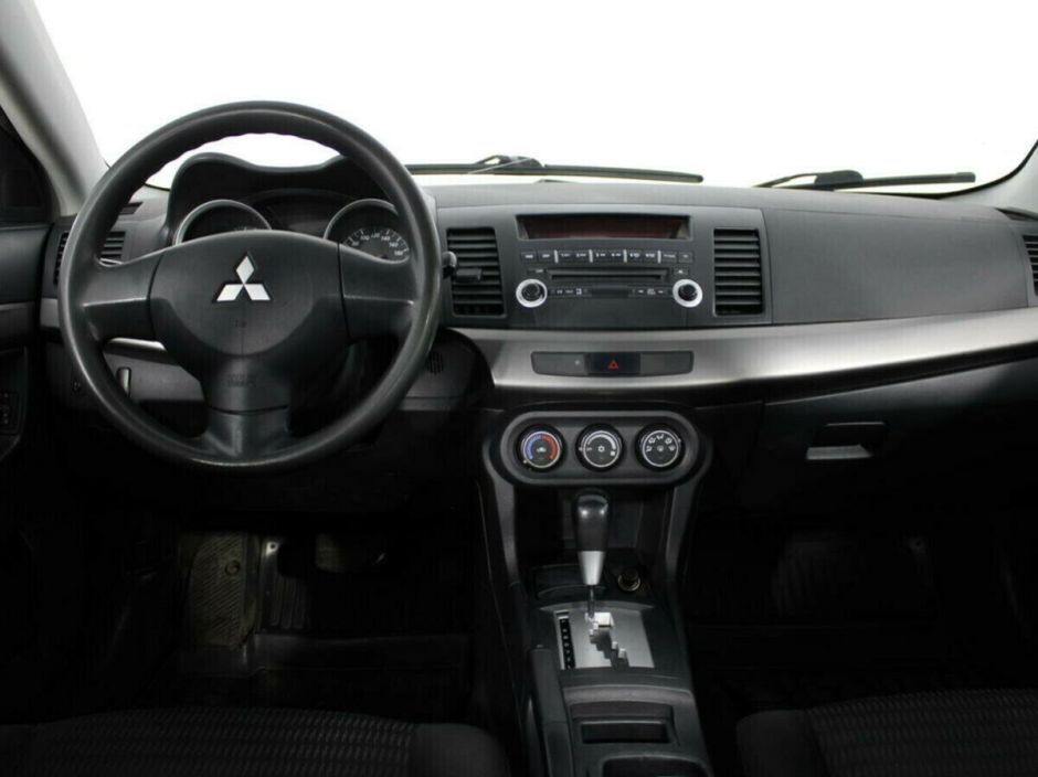 Mitsubishi Lancer, 1.6 л, АТ, 2013 фото 1