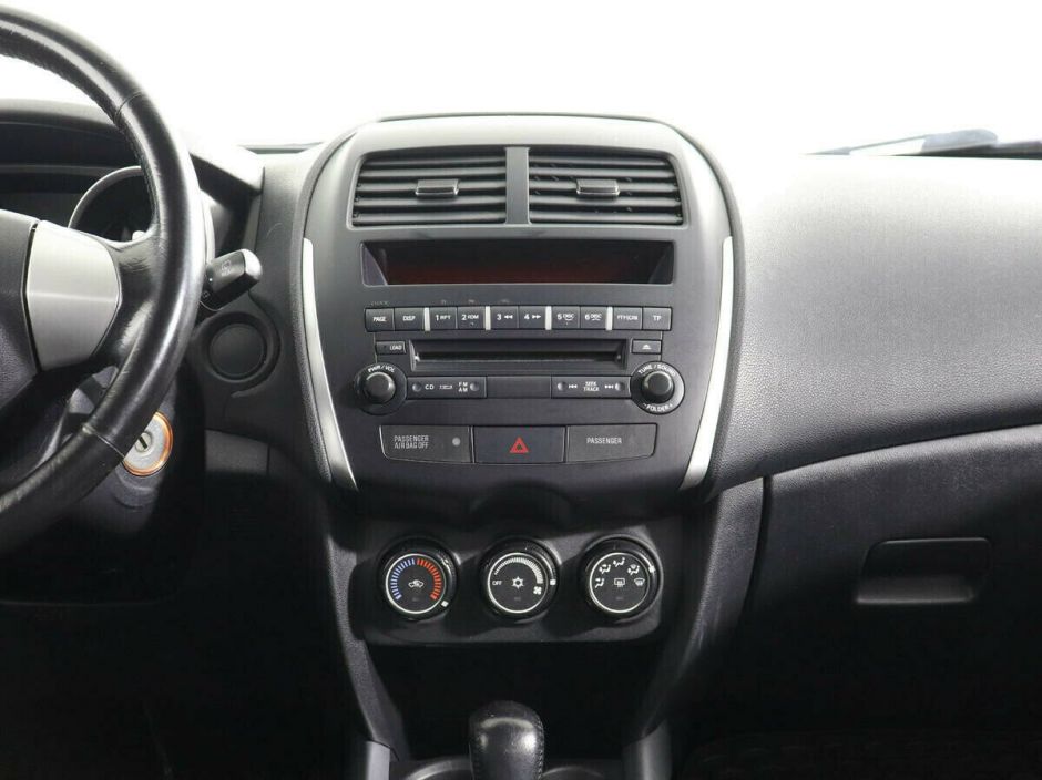 Mitsubishi ASX, 1.8 л, Вариатор, 2010 фото 6