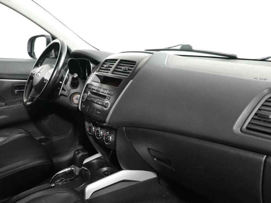 Mitsubishi ASX, 1.8 л, Вариатор, 2011 фото 1