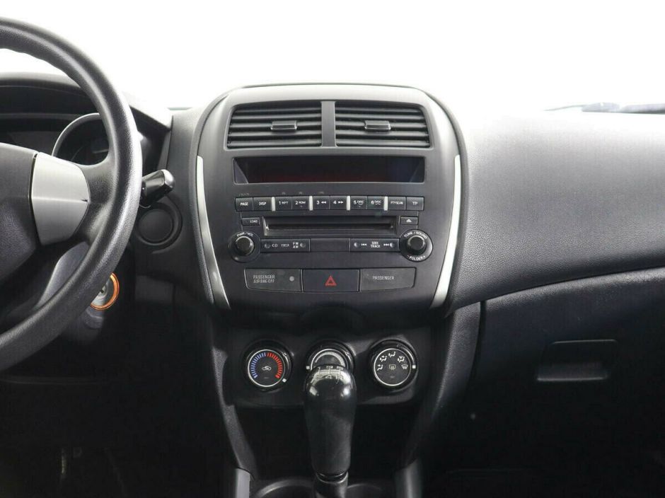 Mitsubishi ASX, 1.6 л, МТ, 2011 фото 7
