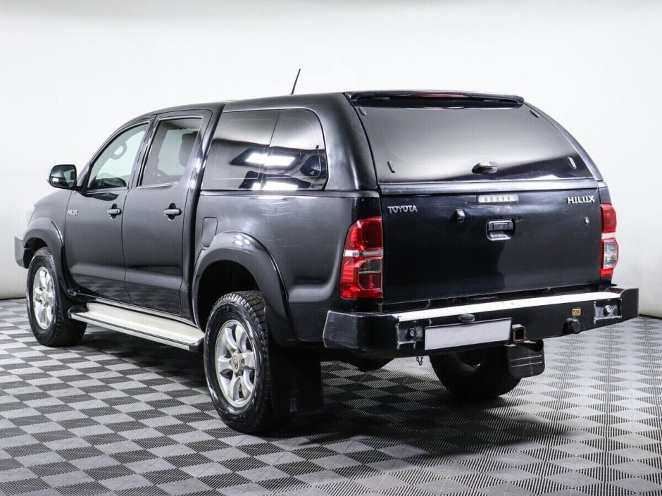 Toyota Hilux, 3.0 л, АТ, 2012 фото 6