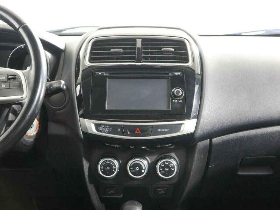 Mitsubishi ASX, 1.8 л, Вариатор, 2016 фото 9