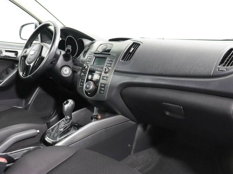 Kia Cerato, 1.6 л, АТ, 2011 фото 1
